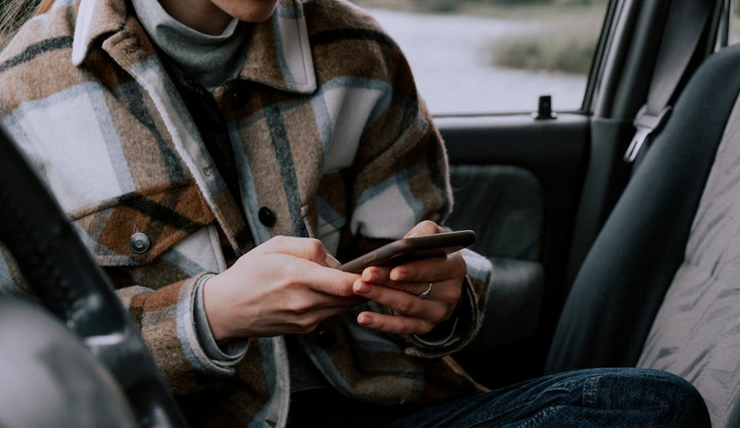  Baixe o aplicativo da Lamore Rock Show WebTV no seu celular