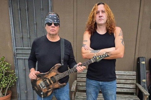  Fabiano Negri é escolhido por guitarrista de Ronnie James Dio para compor álbum
